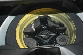 2015款斯巴鲁森林人2.0i特装纪念版