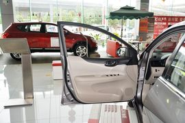 2014款日产骐达1.6L