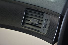 2014款日产骐达1.6L