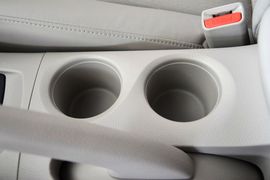 2014款日产骐达1.6L