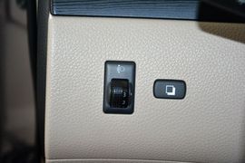 2014款日产骐达1.6L