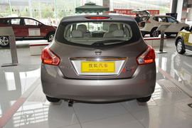 2014款日产骐达1.6L