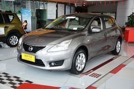 2014款日产骐达1.6L