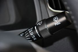 2015款吉利新远景1.3T手动尊贵型