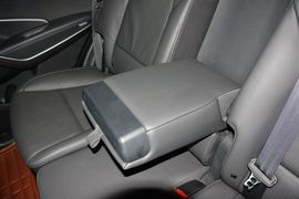 2015款现代全新胜达2.4L自动四驱智能型