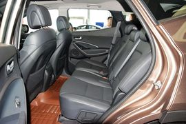 2015款现代全新胜达2.4L自动四驱智能型