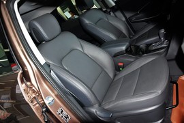 2015款现代全新胜达2.4L自动四驱智能型