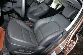 2015款现代全新胜达2.4L自动四驱智能型