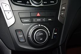 2015款现代全新胜达2.4L自动四驱智能型
