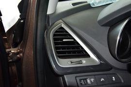 2015款现代全新胜达2.4L自动四驱智能型