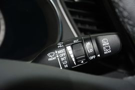 2015款现代全新胜达2.4L自动四驱智能型