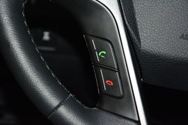 2015款现代全新胜达2.4L自动四驱智能型