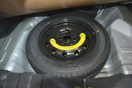 2015款长安悦翔V3