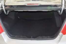 2015款长安悦翔V3