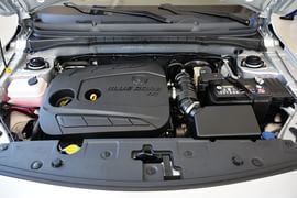 2015款长安悦翔V3