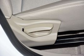 2015款长安悦翔V3