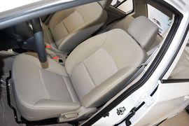 2015款长安悦翔V3