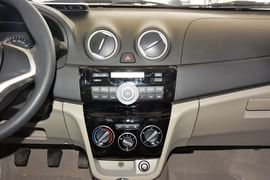 2015款长安悦翔V3