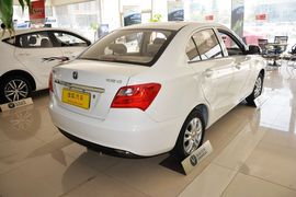 2015款长安悦翔V3