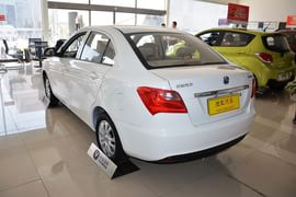 2015款长安悦翔V3