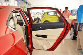 2015款长安逸动1.6L手动豪华型