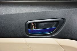 2015款长安逸动1.6L手动豪华型