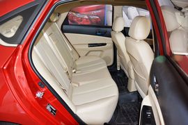 2015款长安逸动1.6L手动豪华型
