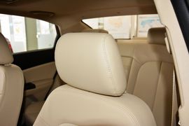 2015款长安逸动1.6L手动豪华型