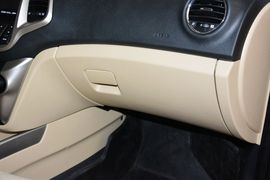 2015款长安逸动1.6L手动豪华型