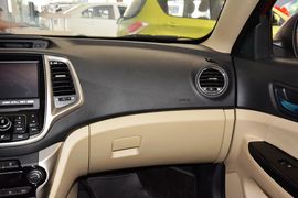 2015款长安逸动1.6L手动豪华型