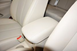 2015款长安逸动1.6L手动豪华型