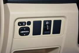 2015款长安逸动1.6L手动豪华型