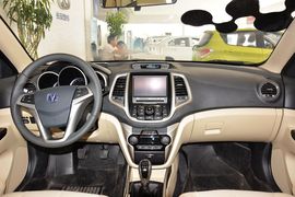 2015款长安逸动1.6L手动豪华型