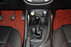 2015款长安CS35