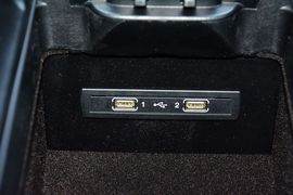 2015款奔驰CLS320