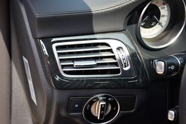 2015款奔驰CLS320