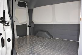 2015款福田图雅诺2.8T短轴商运版