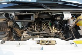 2015款福田图雅诺2.8T短轴商运版