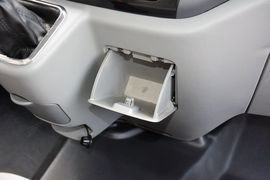 2015款福田图雅诺2.8T短轴商运版