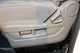 2015款福田图雅诺2.8T短轴商运版