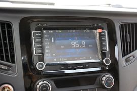 2015款福田图雅诺2.8T短轴商运版