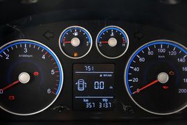 2015款福田图雅诺2.8T短轴商运版