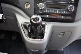 2015款福田图雅诺2.8T短轴商运版