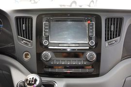 2015款福田图雅诺2.8T短轴商运版