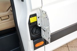 2015款福田图雅诺2.8T长轴商旅版ISF2.8s41P