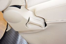 2015款福田图雅诺2.8T长轴商旅版ISF2.8s41P