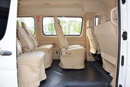 2015款福田图雅诺2.8T长轴商旅版ISF2.8s41P