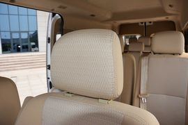 2015款福田图雅诺2.8T长轴商旅版ISF2.8s41P