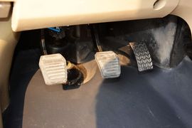 2015款福田图雅诺2.8T长轴商旅版ISF2.8s41P