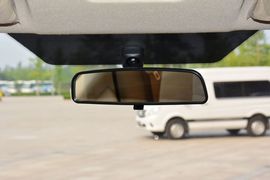 2015款福田图雅诺2.8T长轴商旅版ISF2.8s41P